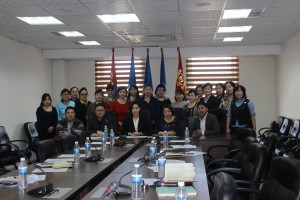 Орон нутгийн эрүүл мэндийн тогтолцоог бэхжүүлэхэд "Хэнийг ч орхигдуулахгүй байх" хандлагыг хэрэглэх нь сэдэвт сургалт явагдлаа.