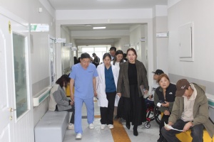 📌Нийслэлийн Санхүү, эдийн засаг, бүтээн байгуулалтыг эрчимжүүлэх төсөл хөтөлбөрийн зохицуулагч Л.Хосбаяр Хан-Уул дүүргийн эрүүл мэндийн төвийн үйл ажиллагаа болон шийдвэрлэх зарим асуудлаар уулзалт зохион байгууллаа...